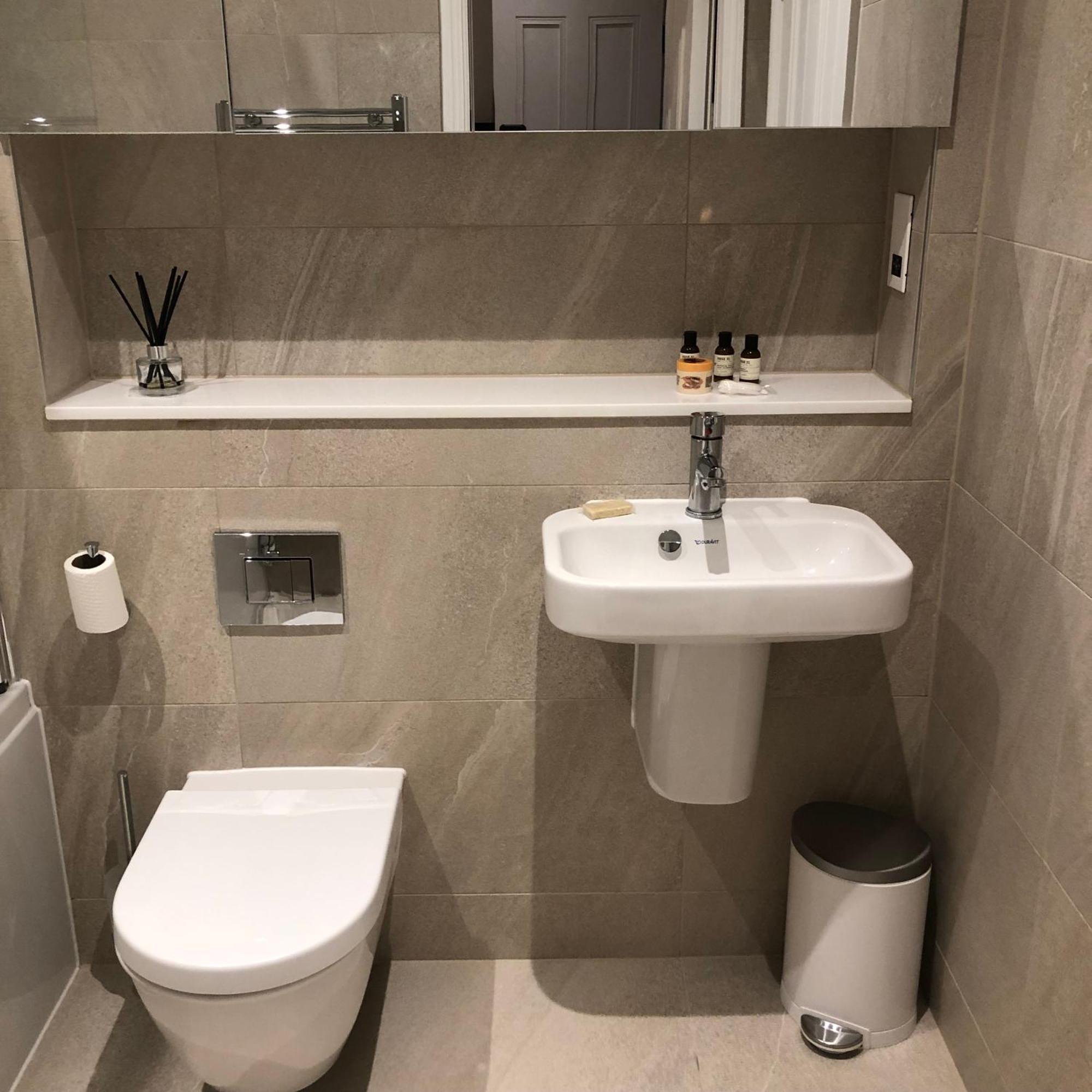 Sw6 Near London! A Double Bed And Private Bath Londres